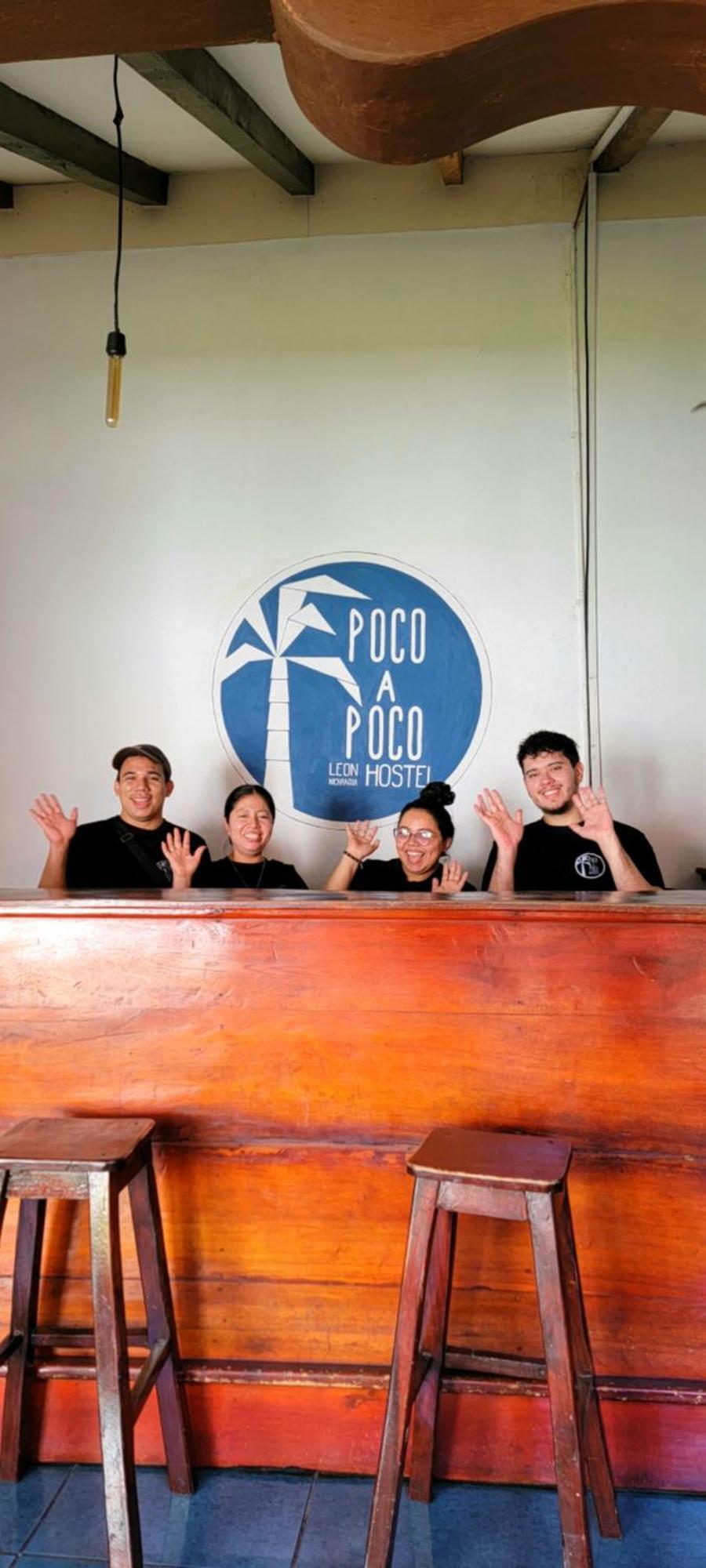 Poco A Poco Hostel Леон Экстерьер фото